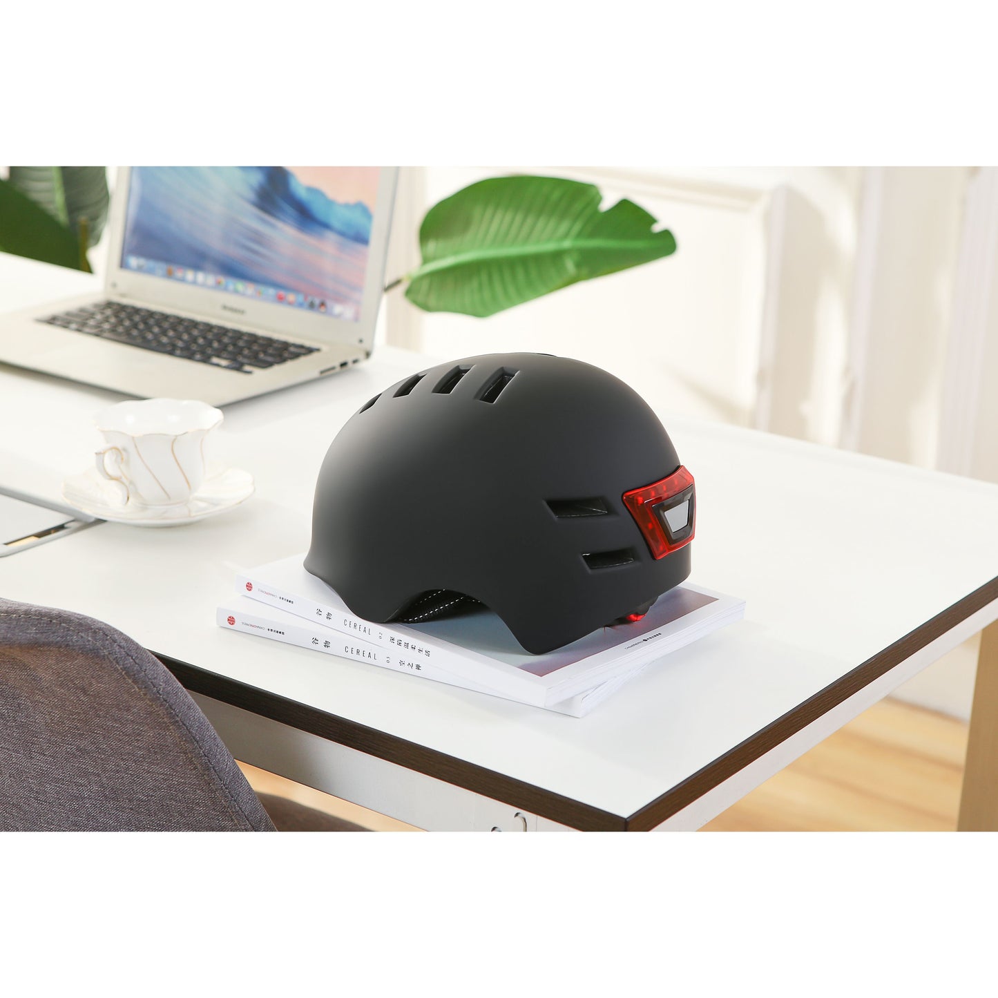 Slimme LED Fiets- & Scooterhelm – USB-oplaadbaar | EU-goedgekeurd (CE)